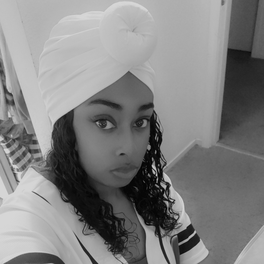 Meet your Posher, Sharida